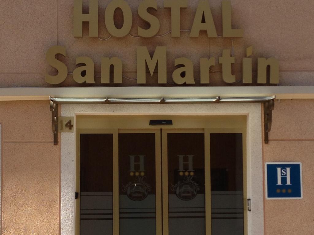 Hostal San Martin San Martín de la Vega Kültér fotó